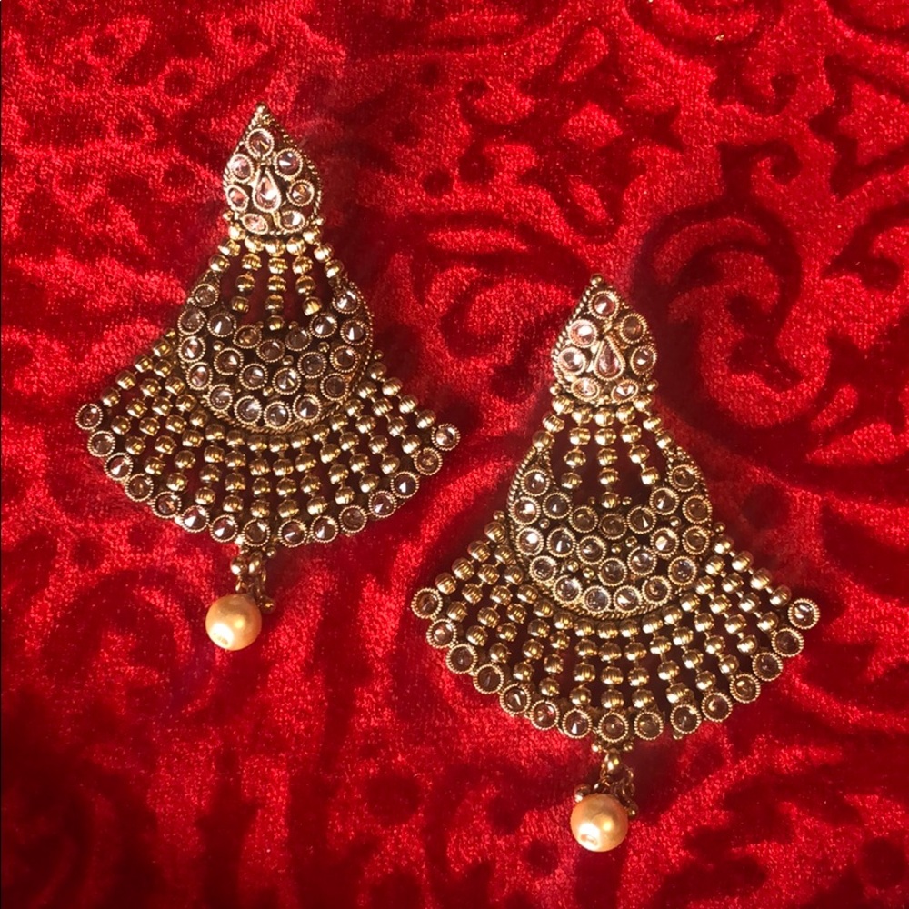 **CLOSE OUT- Final Items** Indian bridal Golden polki chandelier earrings
